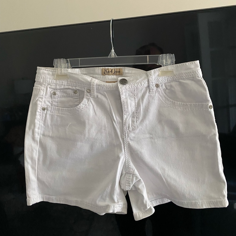 Earl Jean White Jean Shorts Size:10 Brand New Never Worn